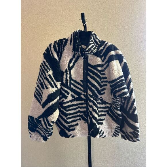 Elan Ember Sherpa Coat in Black and Beige Size S - Picture 6 of 11